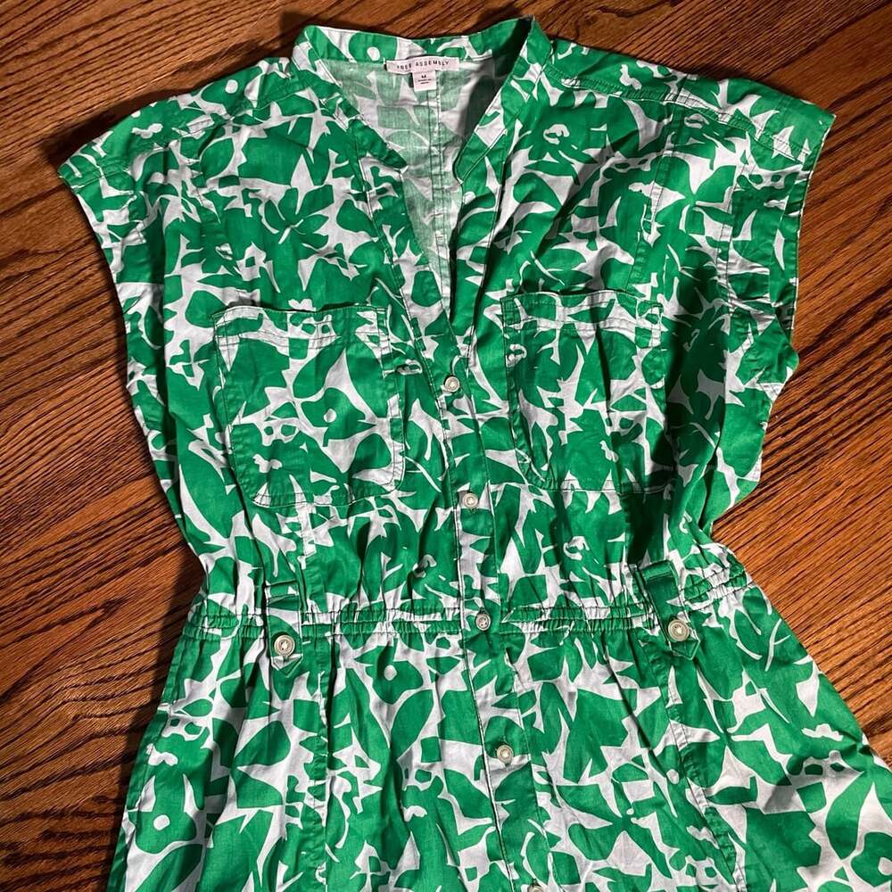 Free Assembly Belted Utility Dress Size M Green White Floral Print Midi